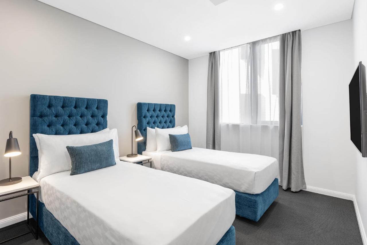 Meriton Suites Coward Street, Mascot Sydney Exteriör bild