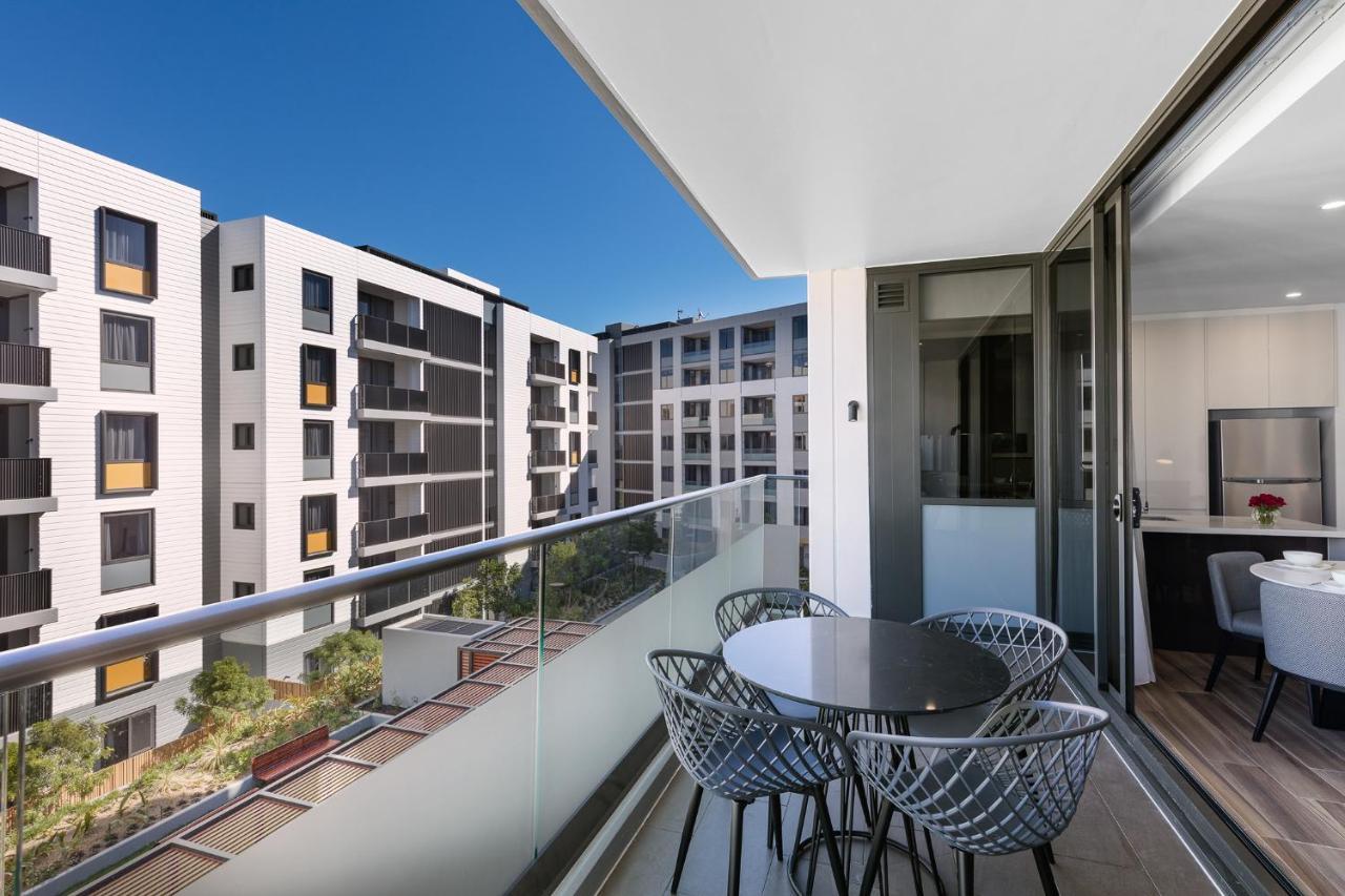 Meriton Suites Coward Street, Mascot Sydney Exteriör bild The proposed apartment complex